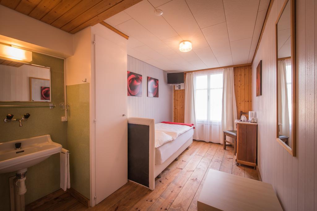 Hotel Tell And Apartments Unterseen Exterior foto
