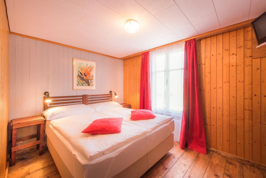 Hotel Tell And Apartments Unterseen Exterior foto